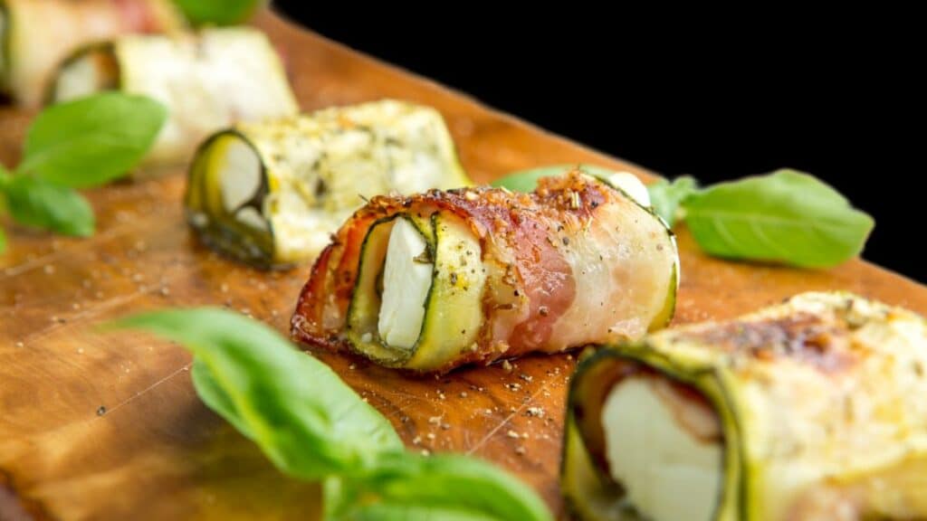 Low Carb Zucchini Schafskaese Sushi