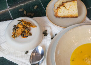 Kuerbiskern Crunch Herzhaft Kuerbissuppe NOAN Rezept
